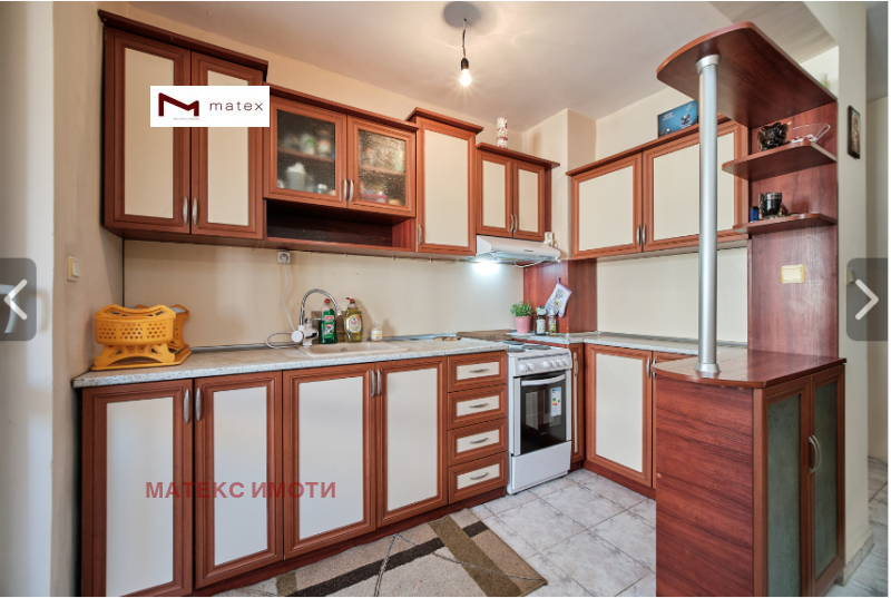 Продава 3-СТАЕН, гр. Варна, Колхозен пазар, снимка 1 - Aпартаменти - 49551092