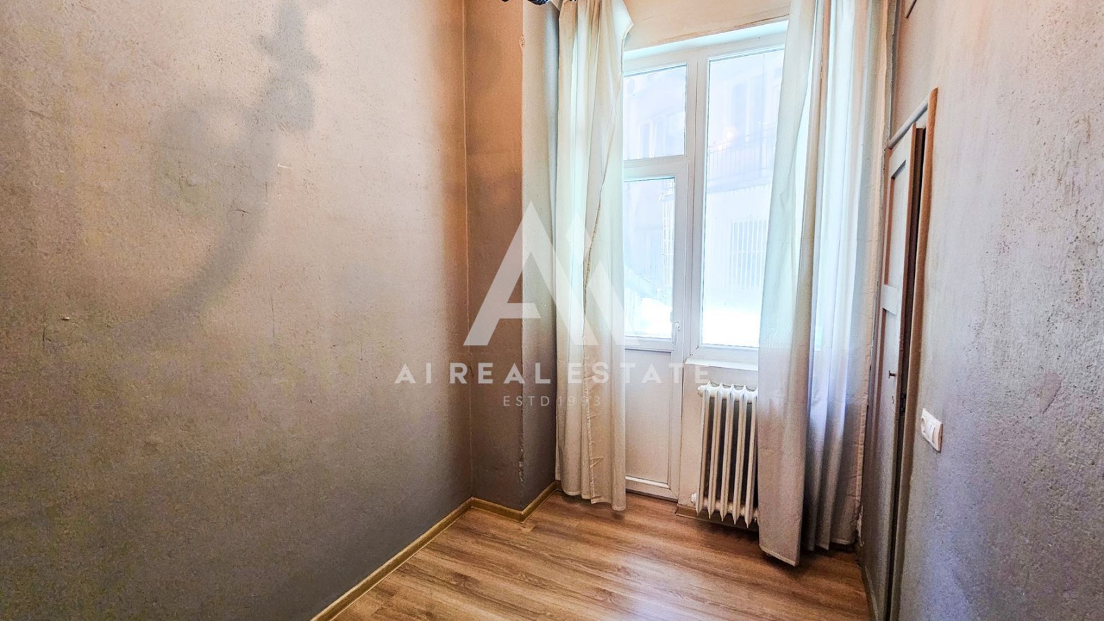 Продава МНОГОСТАЕН, гр. София, Център, снимка 15 - Апартаменти - 54291883