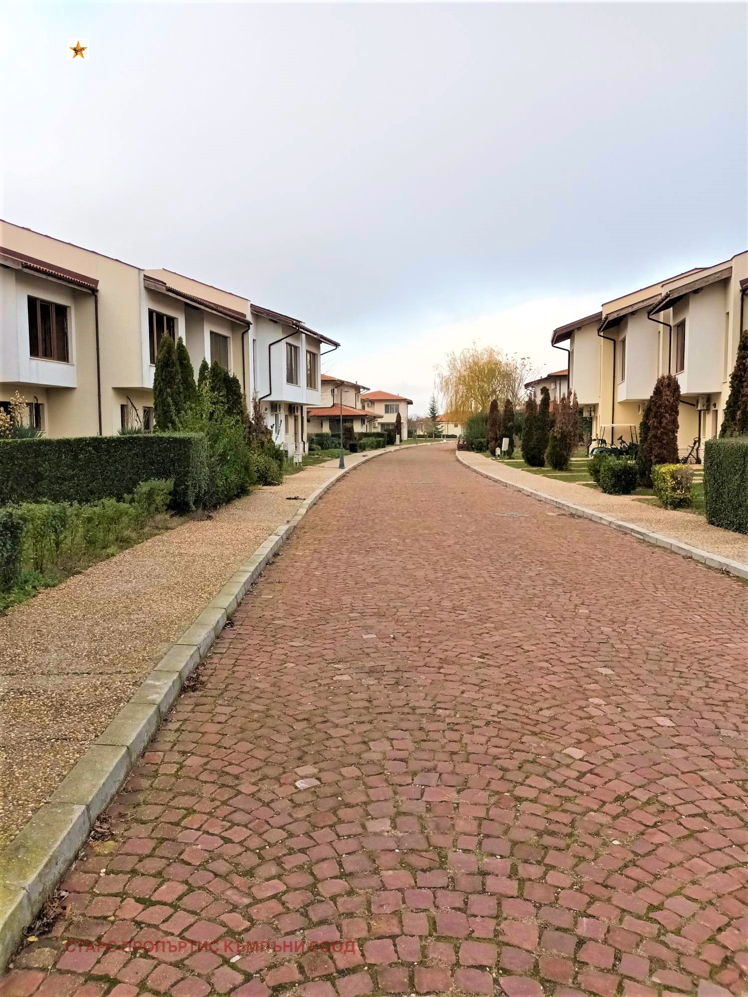 Продава КЪЩА, гр. Балчик, област Добрич, снимка 6 - Къщи - 55054382