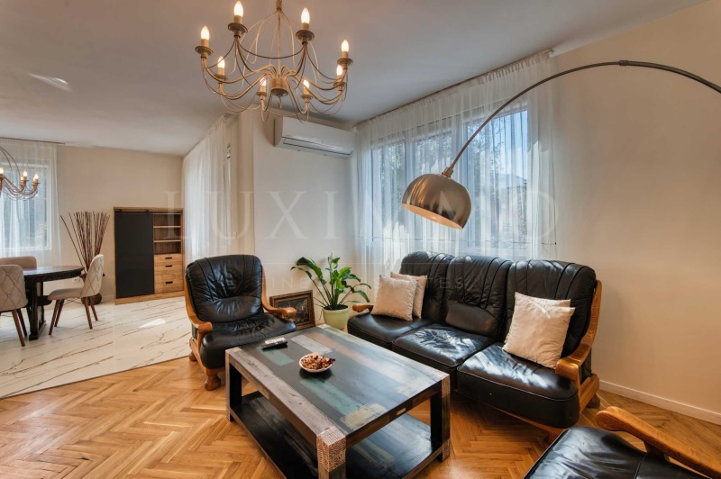 Продава 4-СТАЕН в град София, Гоце Делчев - 155 кв.м / 394 000 € » 770 597.02 лв., ЛУКСИММО