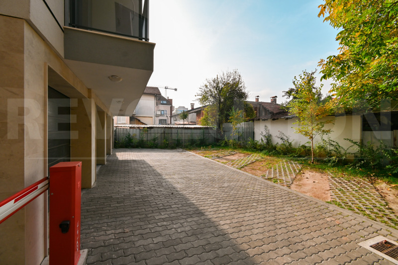 Продава ПАРКОМЯСТО в град София, Надежда 4 - 13 кв.м / 15 999 € » 31 291.32 лв., РЕВОЛЮШЪН ЕСТЕЙТ