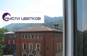 Канцеларија Центар, Враца