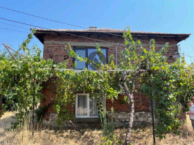 Hus Karadsjovo, region Plovdiv 5