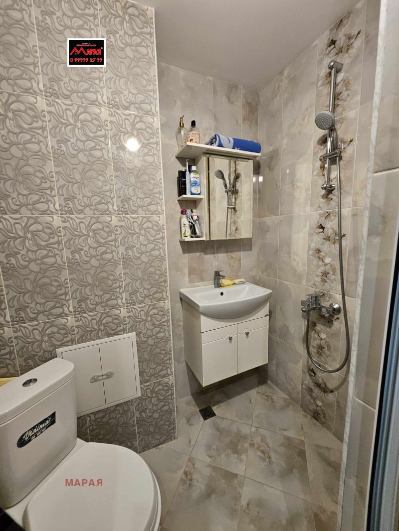 Продава  2-стаен град Русе , Възраждане , 62 кв.м | 92946289 - изображение [17]