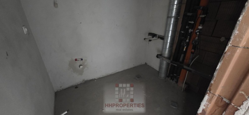 Til salgs  1 soverom Plovdiv , Mladesjki Halm , 74 kvm | 34658579 - bilde [8]