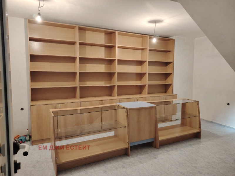 Продава  Офис град Бургас , Център , 18 кв.м | 46613548