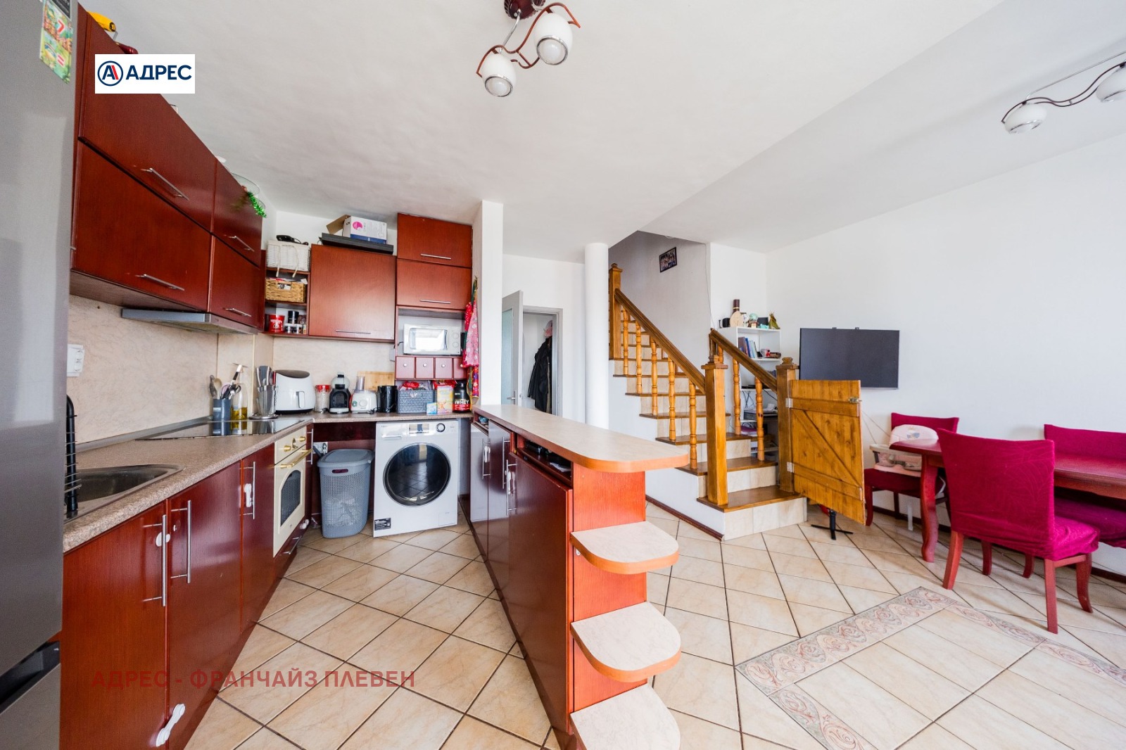 Продава МЕЗОНЕТ, гр. Плевен, Широк център