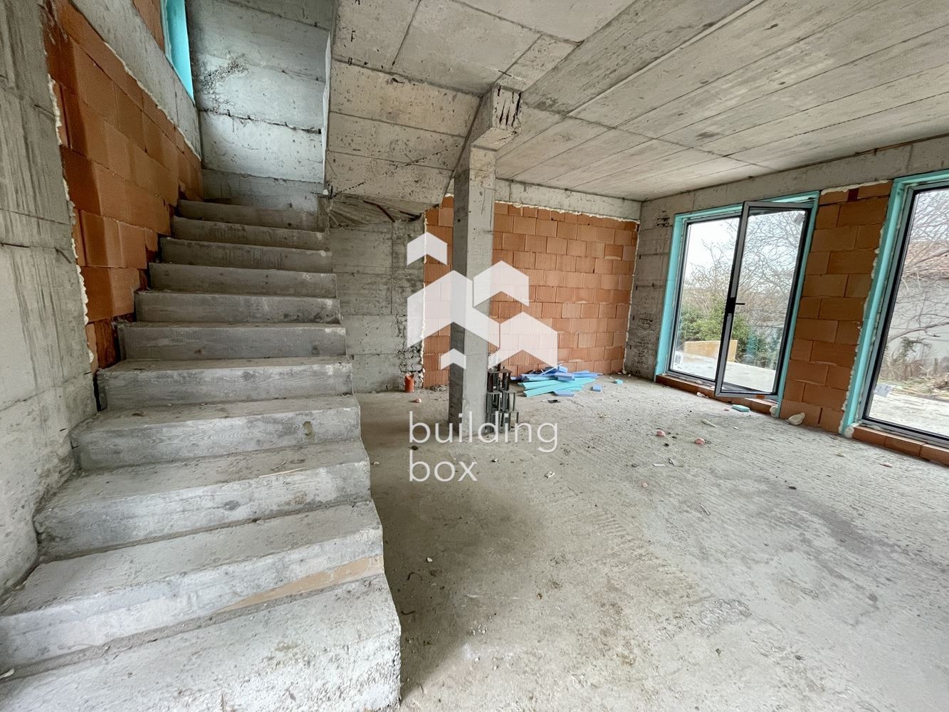 Продава КЪЩА, гр. Варна, м-т Долна Трака, снимка 2 - Къщи - 53799133