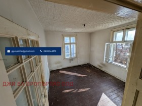 Hus Gulv Tsentar, Sofia 4