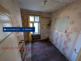 Hus Gulv Tsentar, Sofia 3