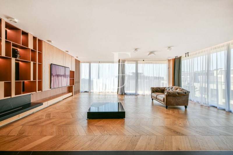 Продается  3 спальни Варна , к.к. Св.Св. Константин и Елена , 376 кв.м | 60348894 - изображение [4]