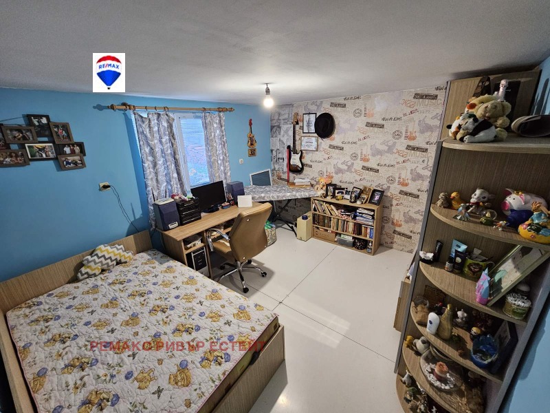 Продава КЪЩА, гр. Русе, Новата махала, снимка 3 - Къщи - 53368326