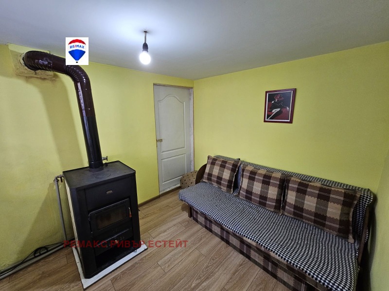 Продава КЪЩА, гр. Русе, Новата махала, снимка 8 - Къщи - 53368326