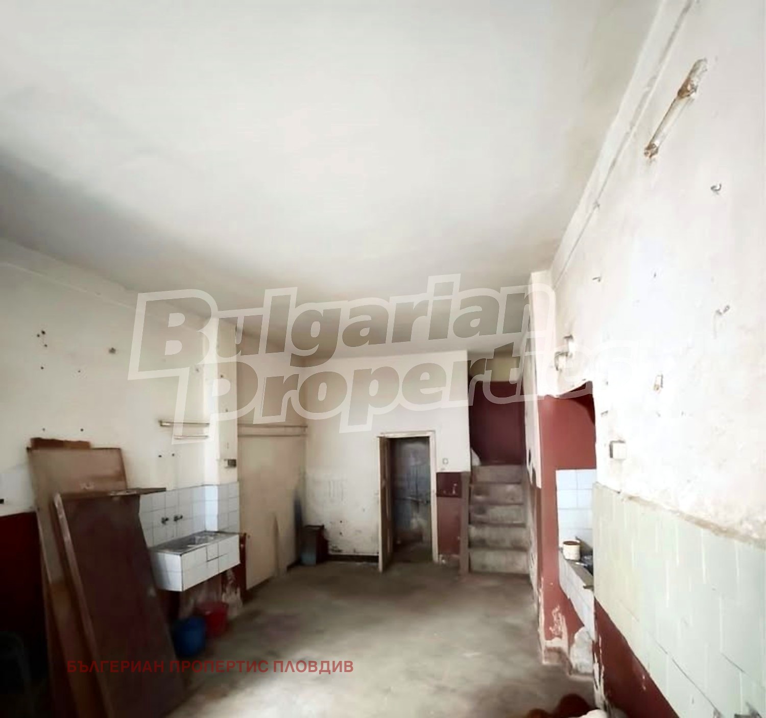 Продава КЪЩА, гр. Пловдив, Център, снимка 2 - Къщи - 53877059