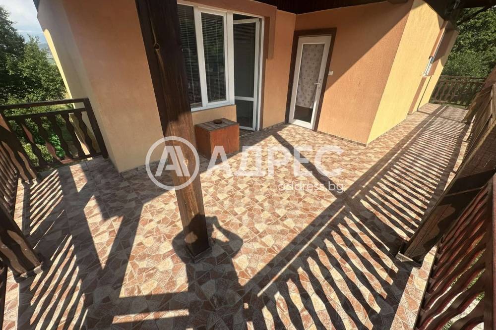 Продава КЪЩА, с. Чуковец, област Перник, снимка 14 - Къщи - 55690929