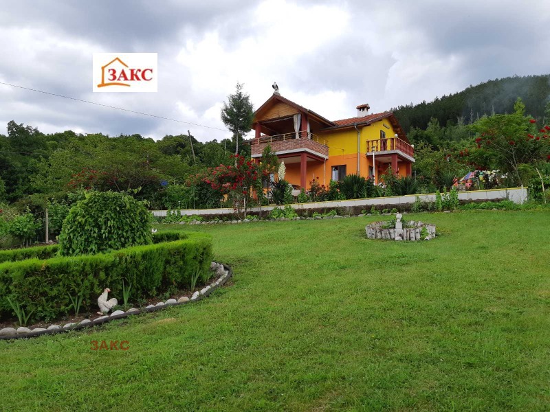 Продава КЪЩА в област Кърджали, с. Стар читак - 97 кв.м / 150 000 € » 293 374.50 лв., ЗАКС