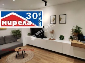 3-стаен град Варна, Център 4