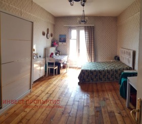 3 bedroom Tsentar, Sofia 1