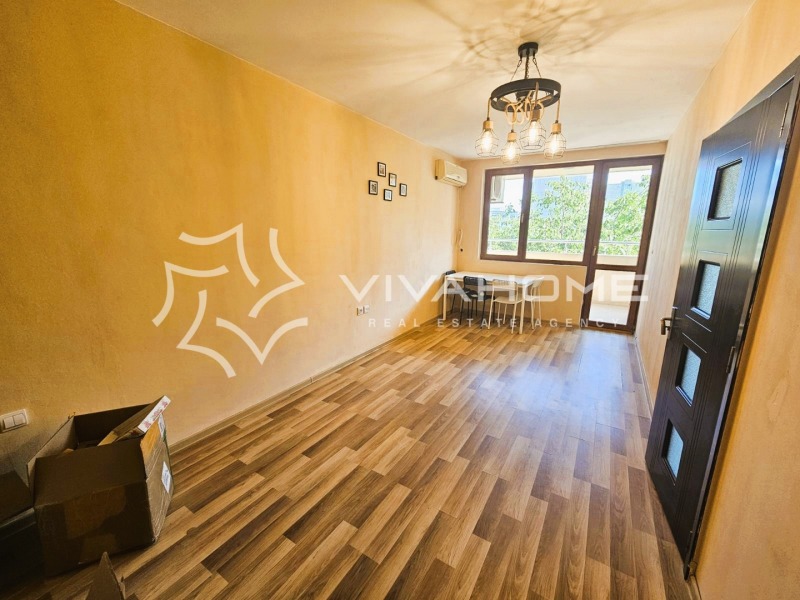 In vendita  2 camere da letto Varna , Levski 2 , 79 mq | 76008370