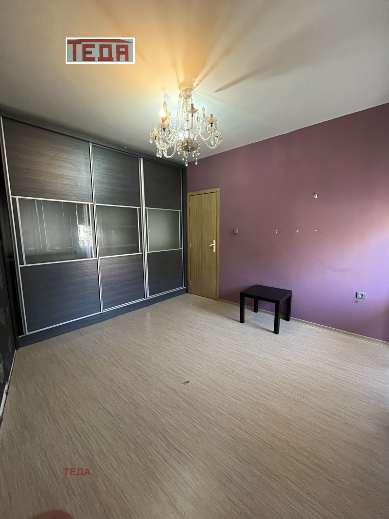 Te koop  3 slaapkamers Vratsa , Tsentar , 96 m² | 29462621 - afbeelding [2]