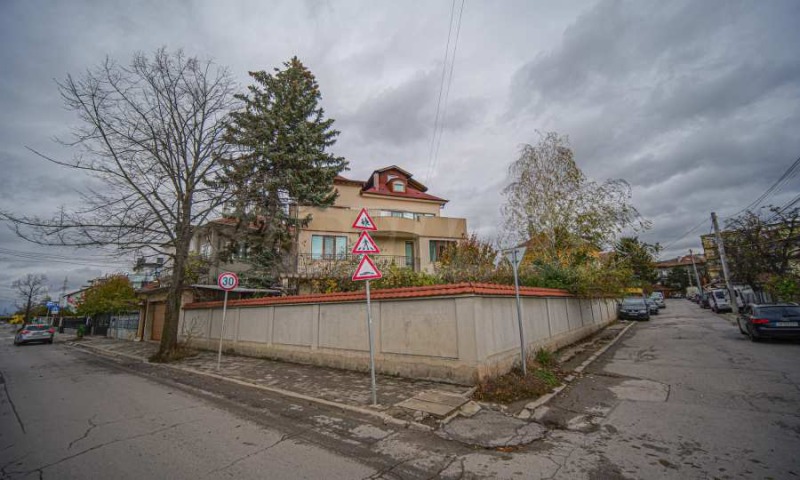 Продава  Къща град София , с. Герман , 350 кв.м | 16861680 - изображение [2]