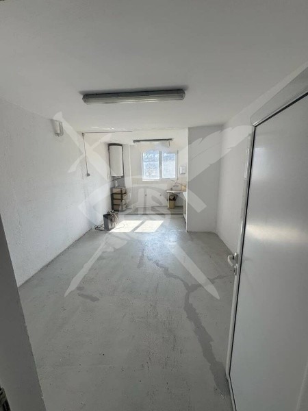 Продава ПРОМ. ПОМЕЩЕНИЕ, с. Бата, област Бургас, снимка 3 - Производствени сгради - 52609489