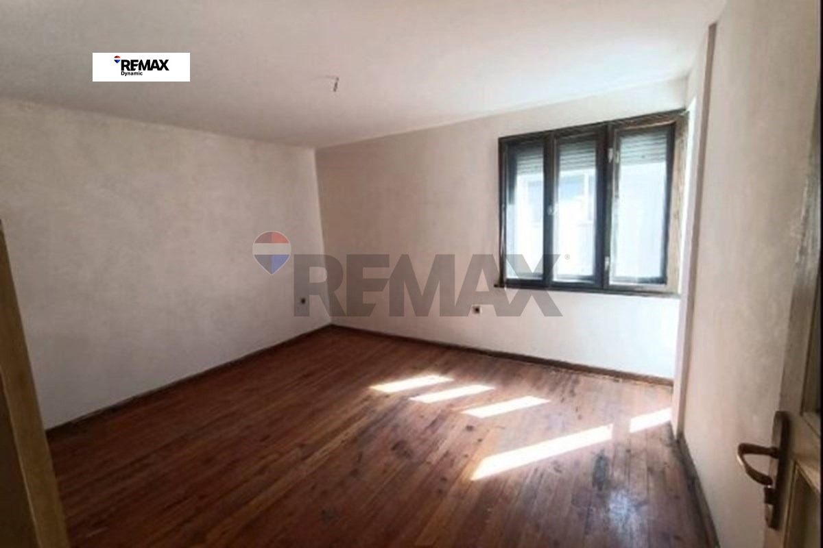 Продава МНОГОСТАЕН, гр. Бургас, Център, снимка 8 - Апартаменти - 55790325