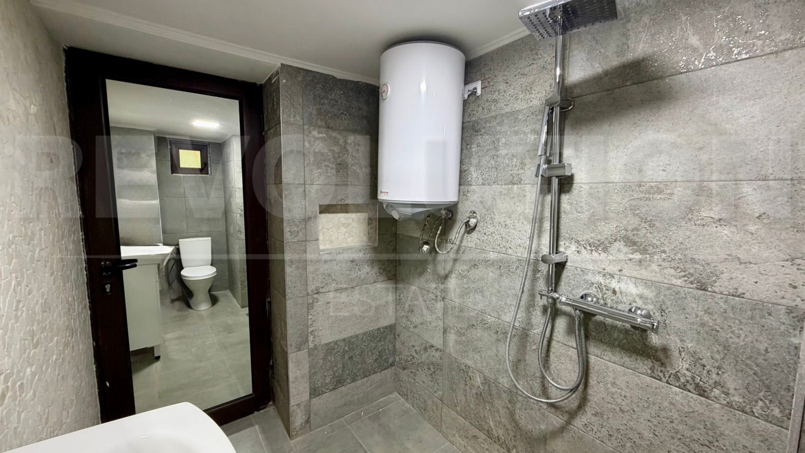 Продава КЪЩА, с. Долни Романци, област Перник, снимка 16 - Къщи - 55146549