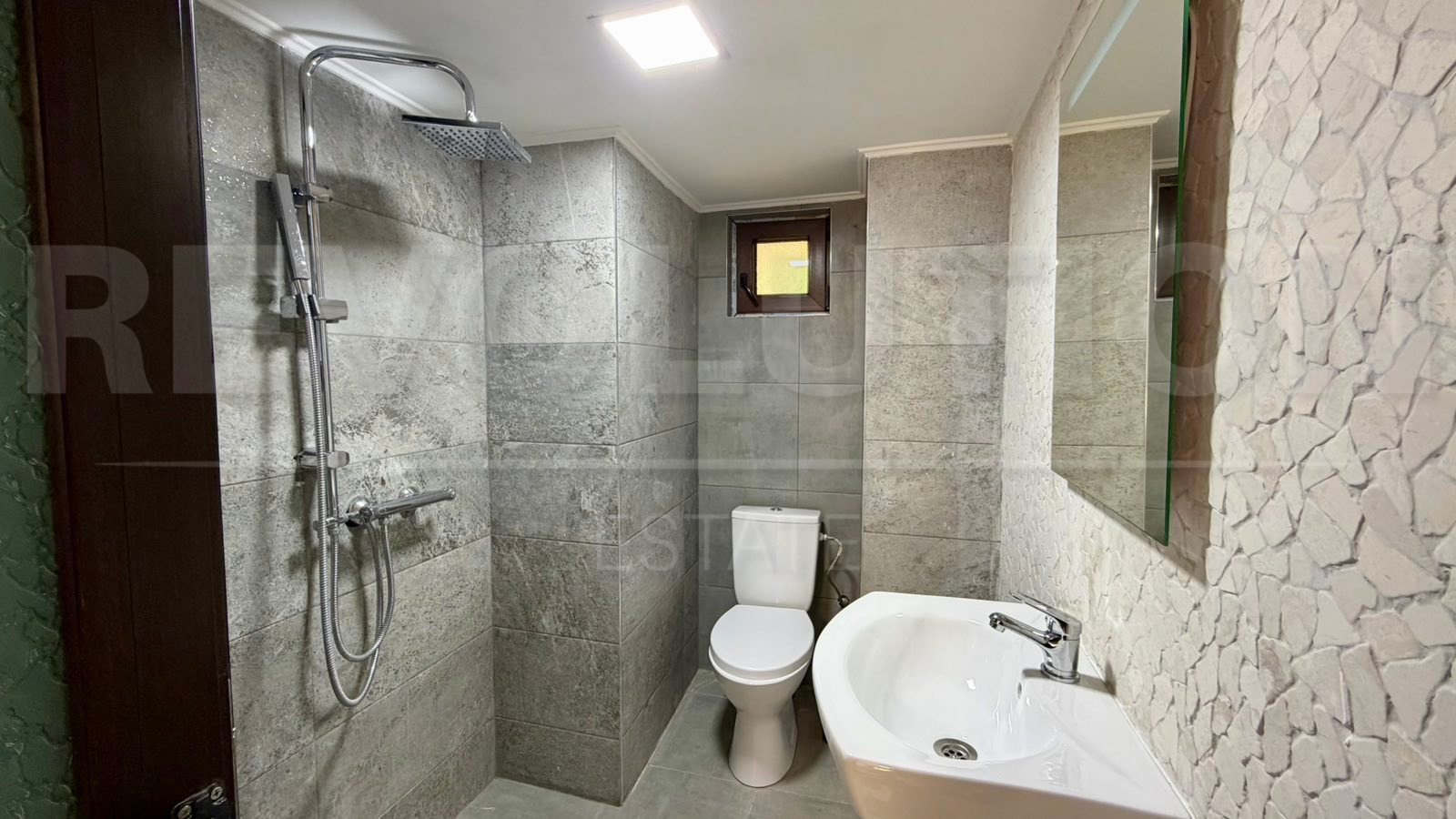 Продава КЪЩА, с. Долни Романци, област Перник, снимка 15 - Къщи - 55146549