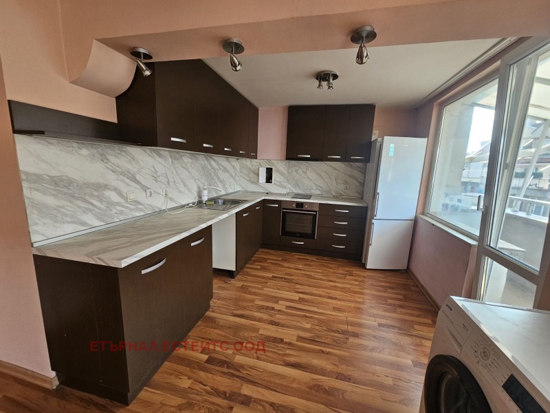 Продава 4-СТАЕН в град София, Белите брези - 200 кв.м / 520 000 € » 1 017 031.60 лв., ЕТЪРНАЛ ЕСТЕЙТС ООД