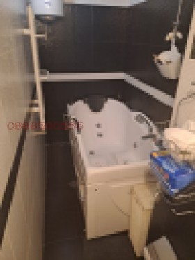 Продава 3-СТАЕН, гр. София, Иван Вазов, снимка 8 - Апартаменти - 53745312