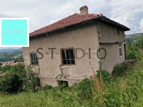 Продажба на имоти в с. Падеш, област Благоевград - изображение 1 