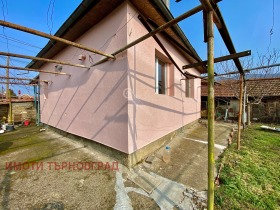 House Dzhulyunitsa, region Veliko Tarnovo 1