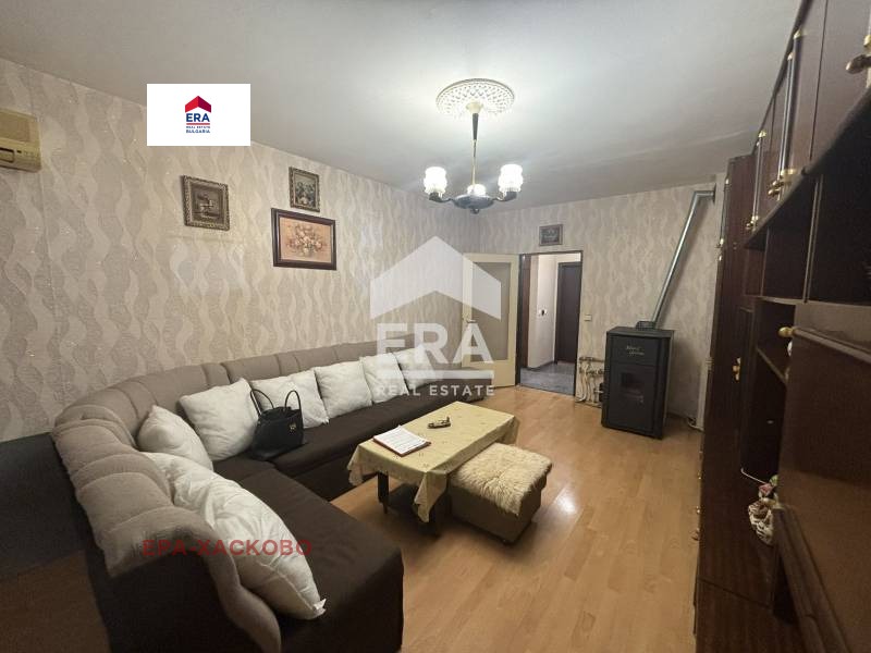 En venta  1 dormitorio región Haskovo , Dimitrovgrad , 64 metros cuadrados | 65636026