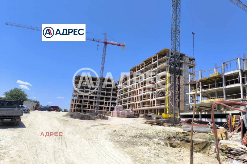 Продава  2-стаен, град Варна, Владислав Варненчик 1 • 90 000 € • ID 44159765 — holmes.bg - [1] 