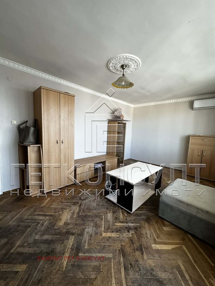 Продава 2-СТАЕН, гр. Варна, Левски 1