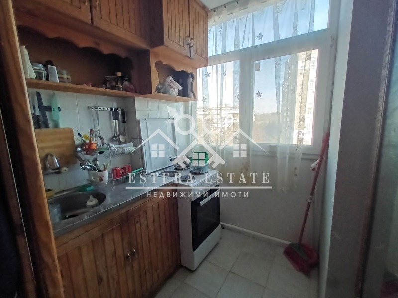 Продава 3-СТАЕН, гр. Шумен, Тракия, снимка 5 - Апартаменти - 52646773