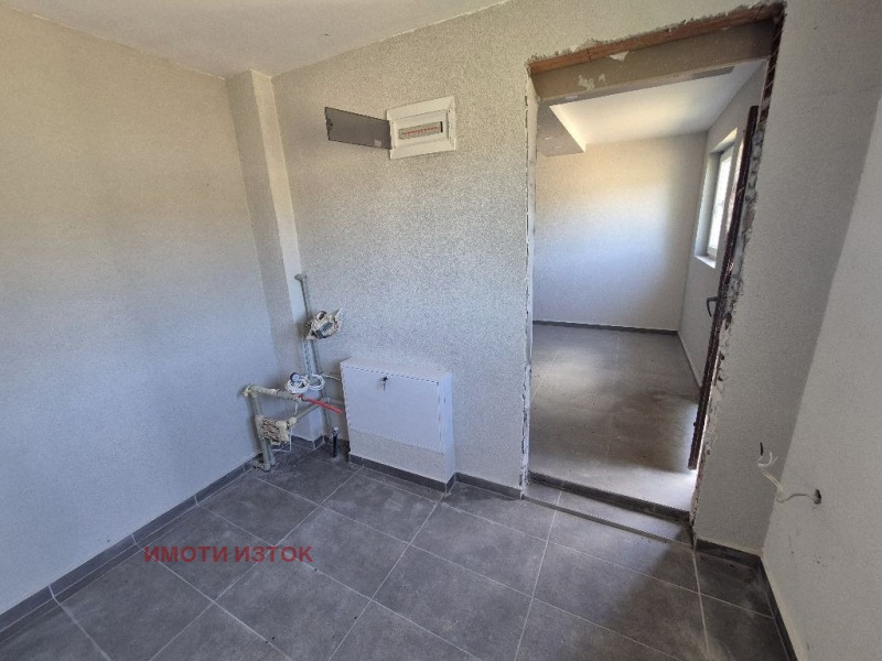 Продава  Къща област Перник , с. Черна гора , 150 кв.м | 64533497 - изображение [3]