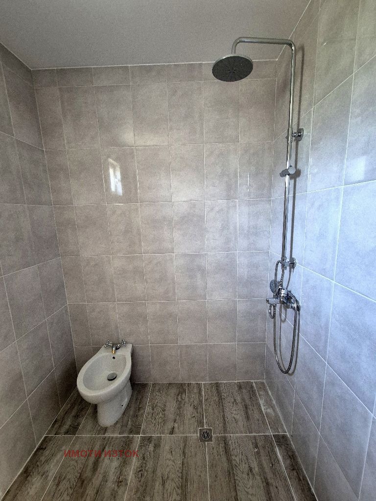 Продава  Къща област Перник , с. Черна гора , 150 кв.м | 64533497 - изображение [12]