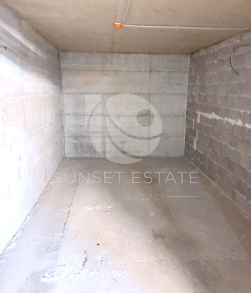 Na sprzedaż  Garaż Burgas , Meden rudnik - zona W , 17 mkw | 11840789 - obraz [3]