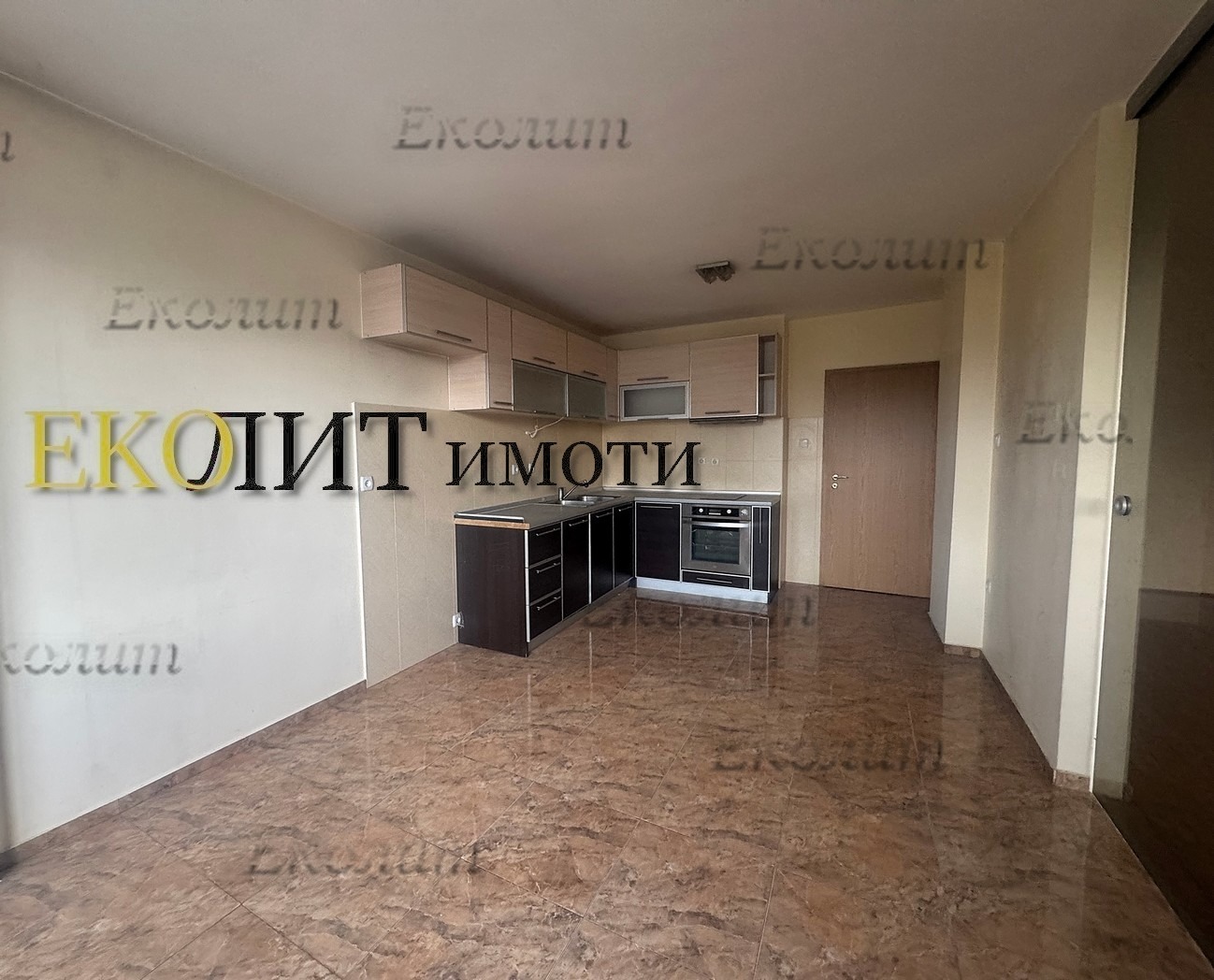 Продава 4-СТАЕН, гр. София, Младост 2, снимка 2 - Апартаменти - 54067029