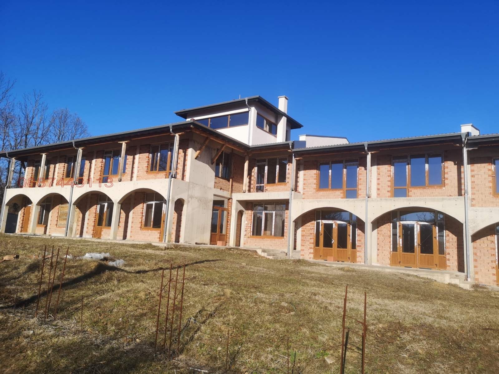 Продава ХОТЕЛ, с. Бойковци, област Велико Търново