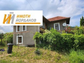 Продава къща област Велико Търново с. Равново - [1] 