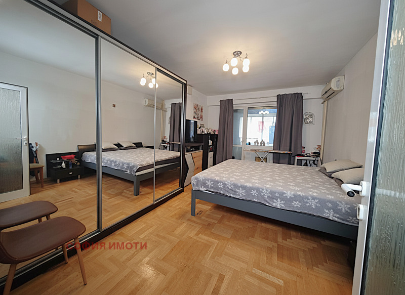 Продава 4-СТАЕН, гр. София, Света Троица, снимка 4 - Апартаменти - 52631694