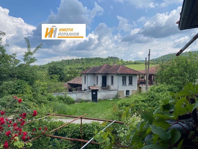 Te koop  Huis regio Veliko Tarnovo , Ravnovo , 150 m² | 63510197 - afbeelding [2]