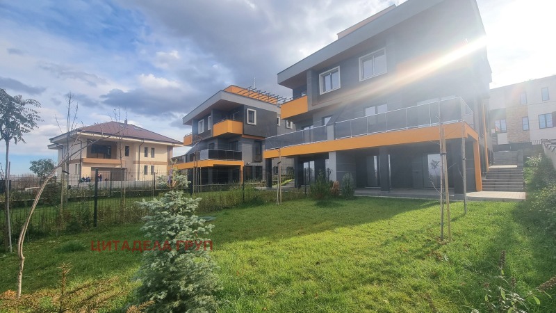 Продава КЪЩА, с. Герман, област София-град, снимка 1 - Къщи - 48039681