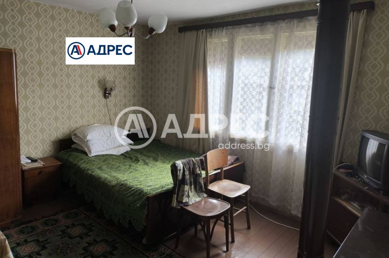 Na prodej  Dům oblast Razgrad , Poroište , 120 m2 | 64633334 - obraz [4]