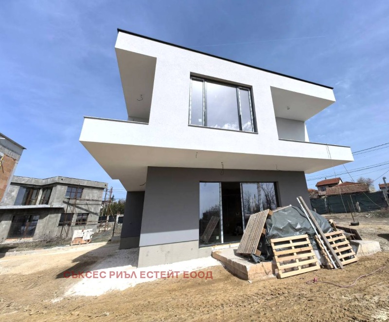Продава КЪЩА в град Варна, м-т Боровец - юг - 169 кв.м / 257 000 € » 502 648.31 лв., СЪКСЕС РИЪЛ ЕСТЕЙТ ЕООД