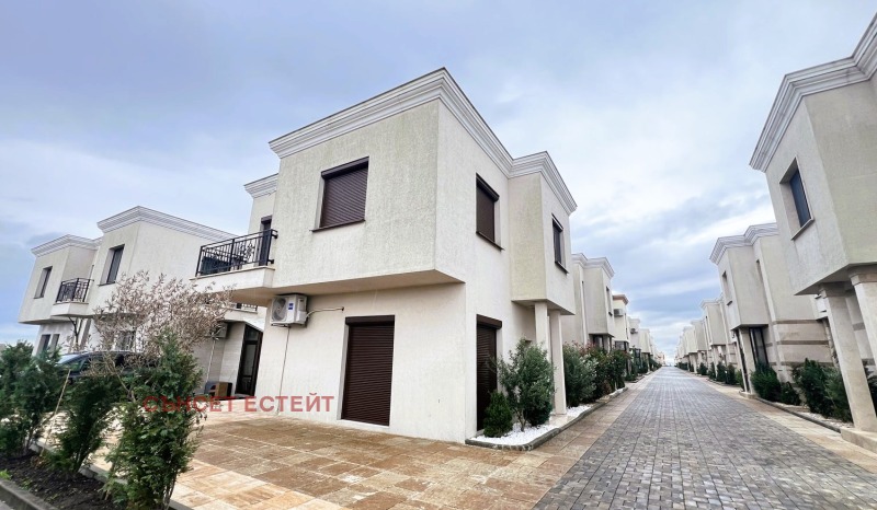 Продава КЪЩА в област Бургас, гр. Поморие - 90 кв.м / 220 000 € » 430 282.60 лв., СЪНСЕТ ЕСТЕЙТ