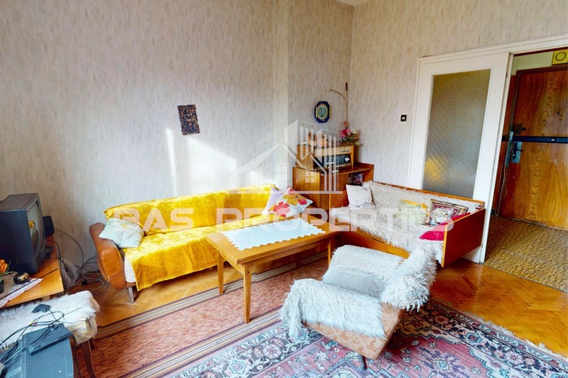 Продава 3-СТАЕН, гр. София, Гео Милев, снимка 2 - Апартаменти - 52838984